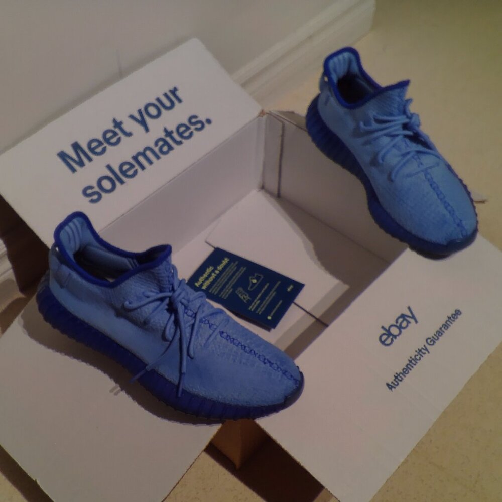 Men's Custom Authentic Yeezy 350 V2 *COOL BLUE" Sneakers 11.5 Very Rare 2026